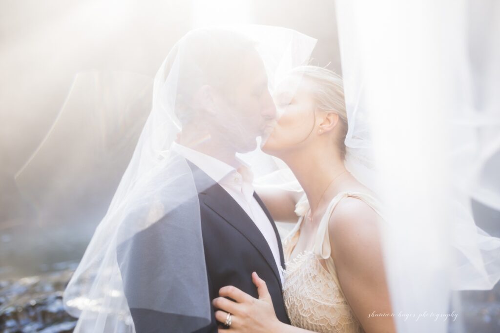 abiqua falls oregon elopement