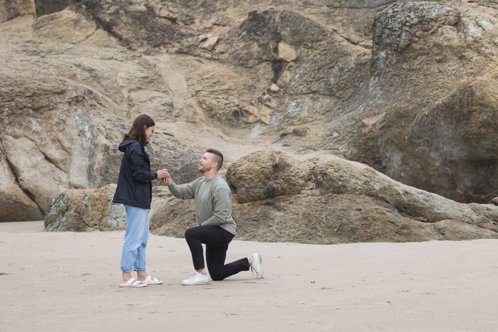 cannon beach wedding proposal on oregon coast