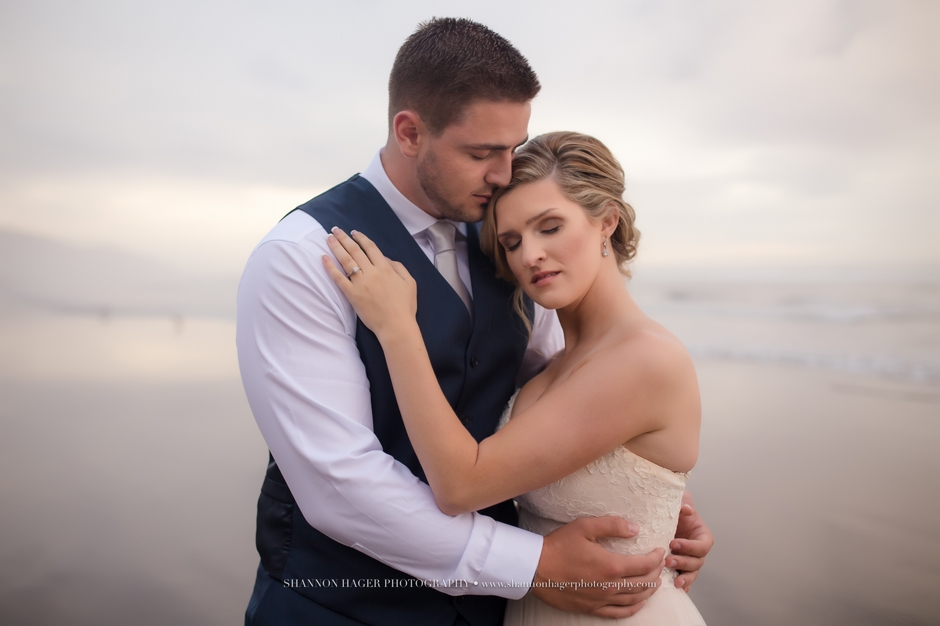 beach wedding portland, trash the dress, hug point, shannon hager photography