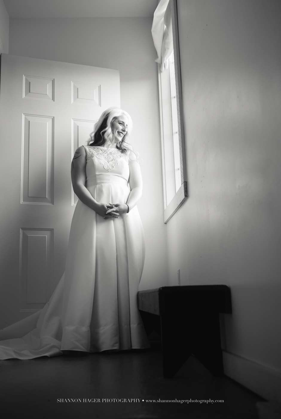 first look, portland wedding photographer, green villa barn, indoor wedding venue