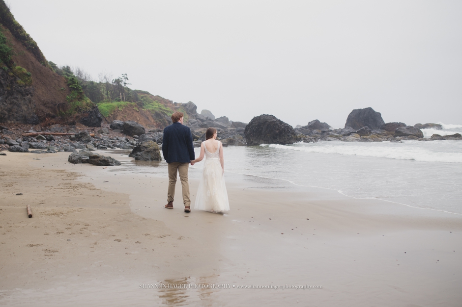 oregon coast wedding, elopement at the beach, indian beach