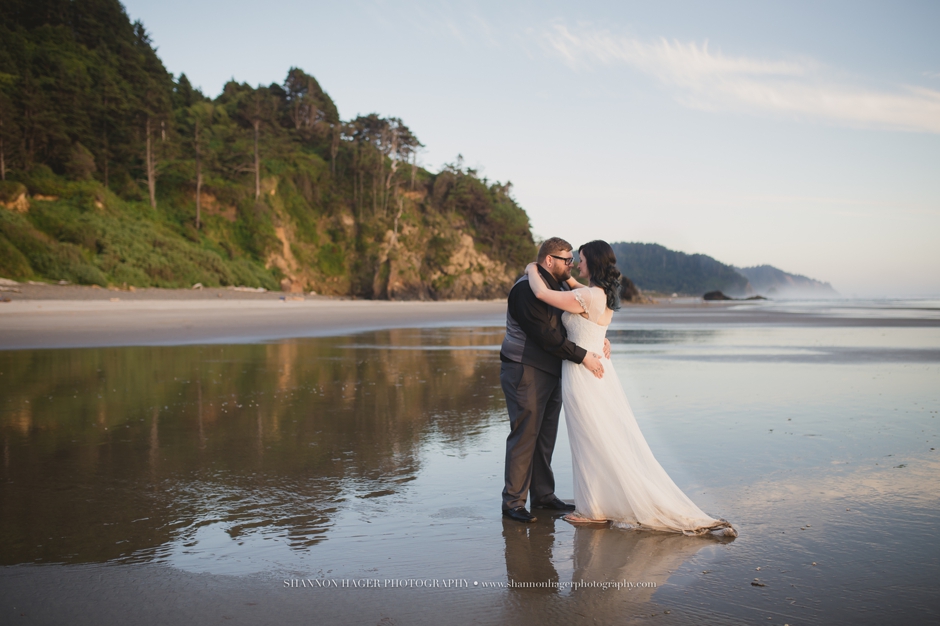 oregon coast photographer, hug point elopement