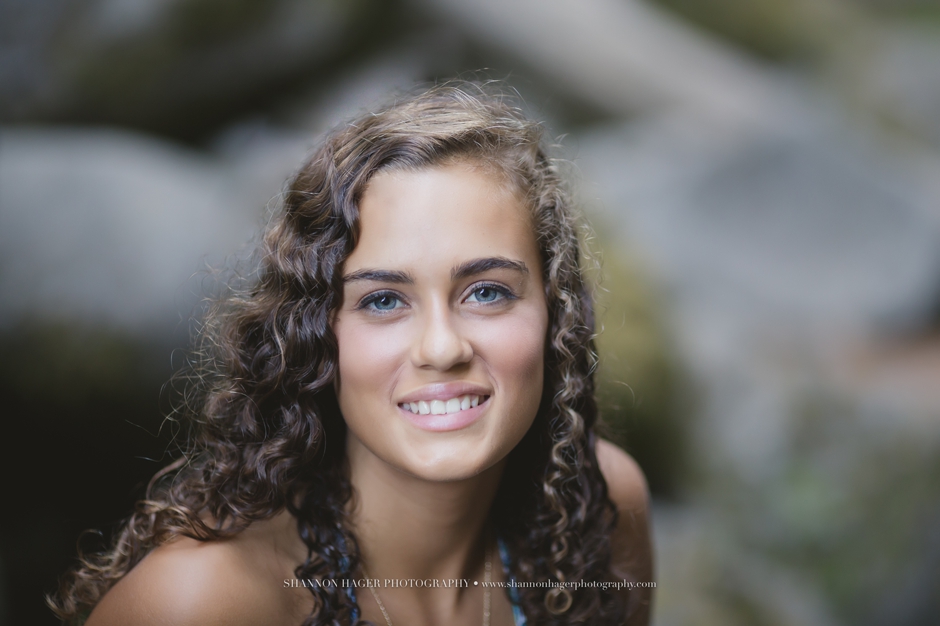 tigard senior photographer, wahcella falls photo session