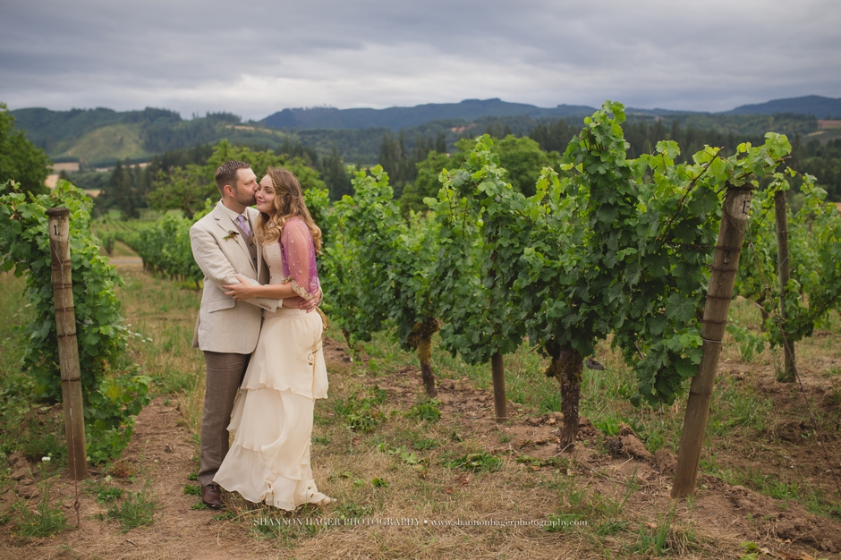 tualatin estate vineyard wedding, portland wedding photographer