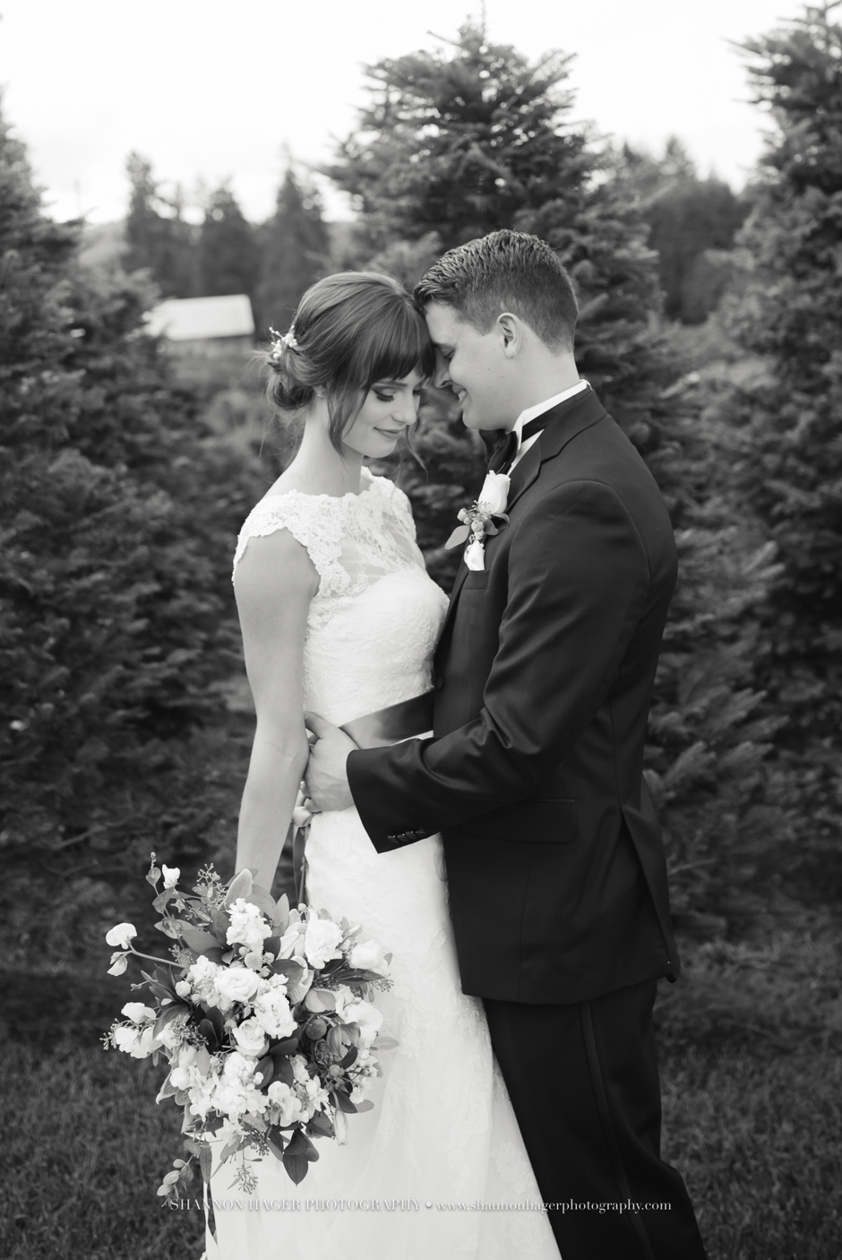 portland wedding photographer, elegant summer farm wedding, shannon hager photography