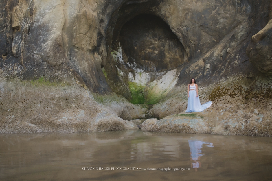 oregon coast senior photographer, oregon coast photographer, hug point