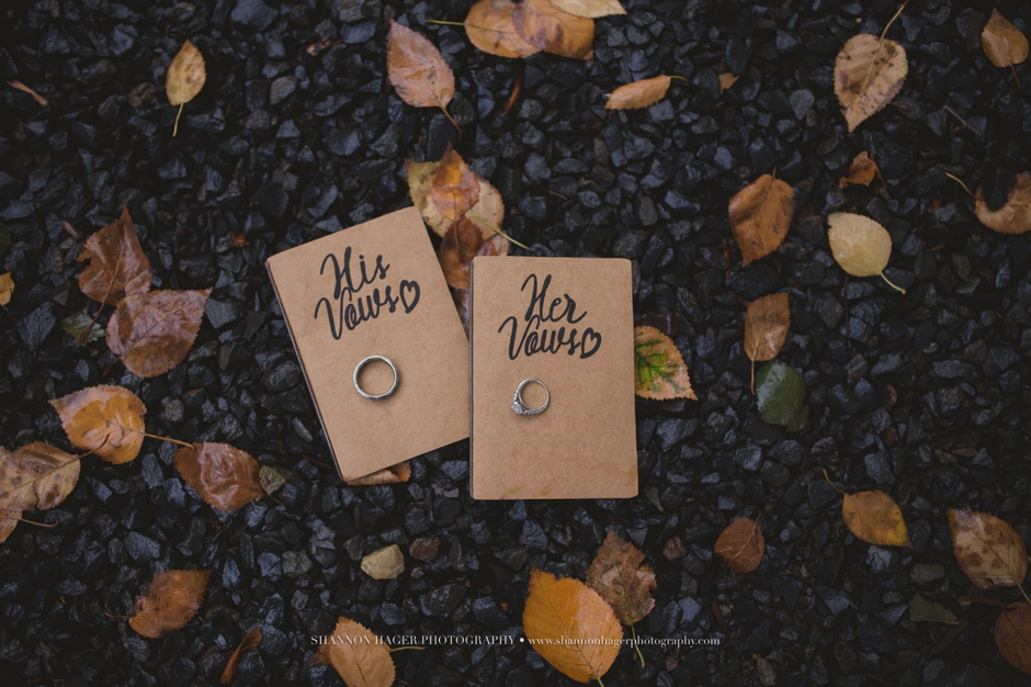 oregon elopement photographer, fall mountain gorge wedding, shannon hager photography