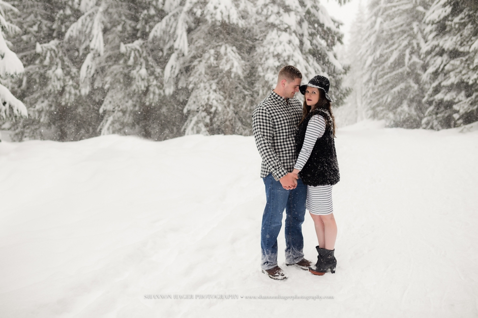 mt hood snow photo session, portland wedding photographer, shannon hager photography