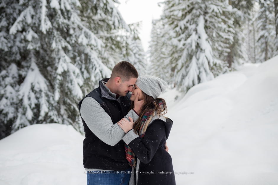 mt hood snow photo session, portland wedding photographer, shannon hager photography