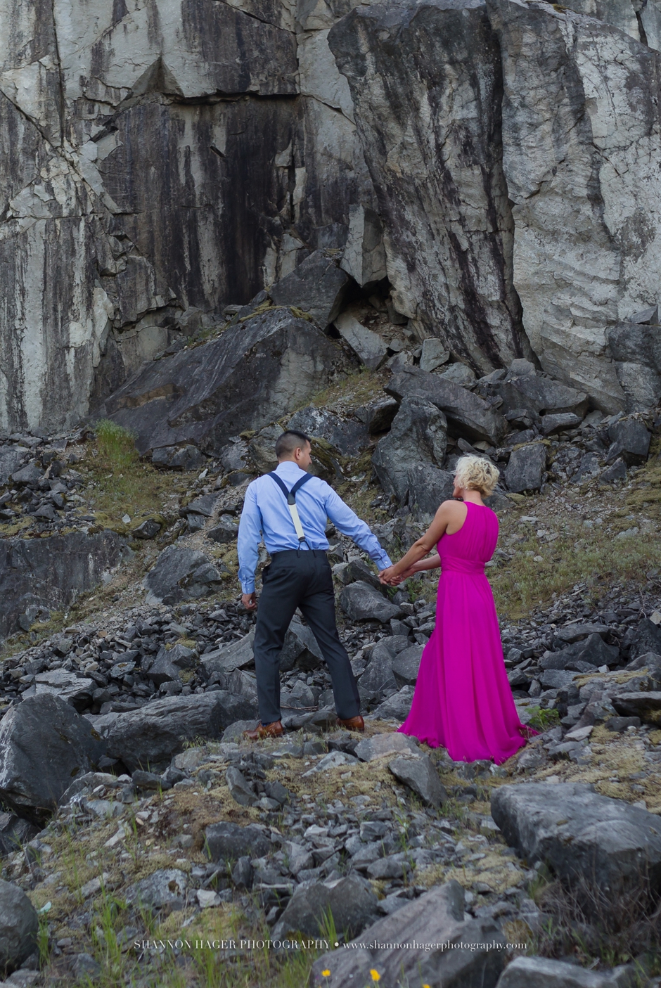 portland engagement photographer, columbia gorge wedding, government cove, shannon hager photography