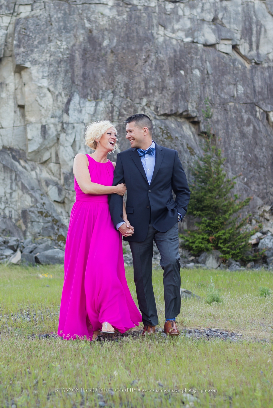 portland engagement photographer, columbia gorge wedding, government cove, shannon hager photography