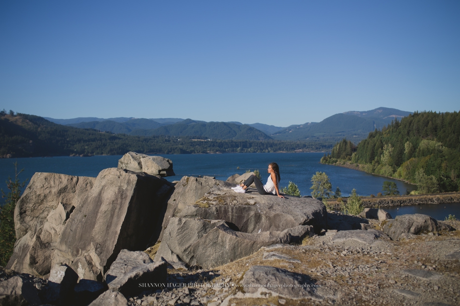 sherwood oregon senior photographer, columbia river gorge senior session, senior photos portland, shannon hager photography, government cove
