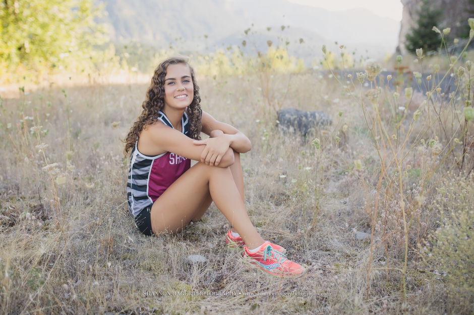 sherwood oregon senior photographer, columbia river gorge senior session, senior photos portland, shannon hager photography, government cove