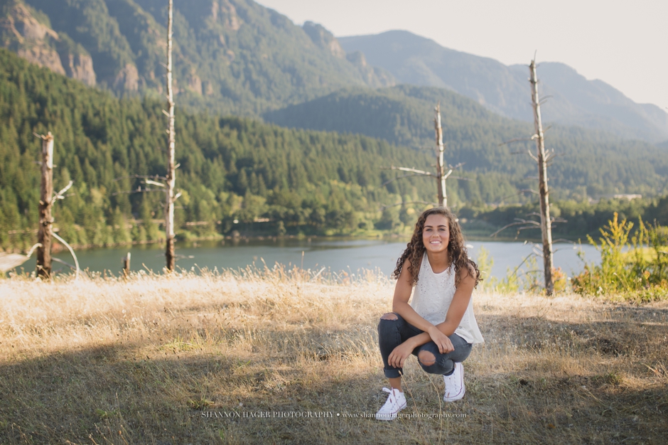 sherwood oregon senior photographer, columbia river gorge senior session, senior photos portland, shannon hager photography, government cove