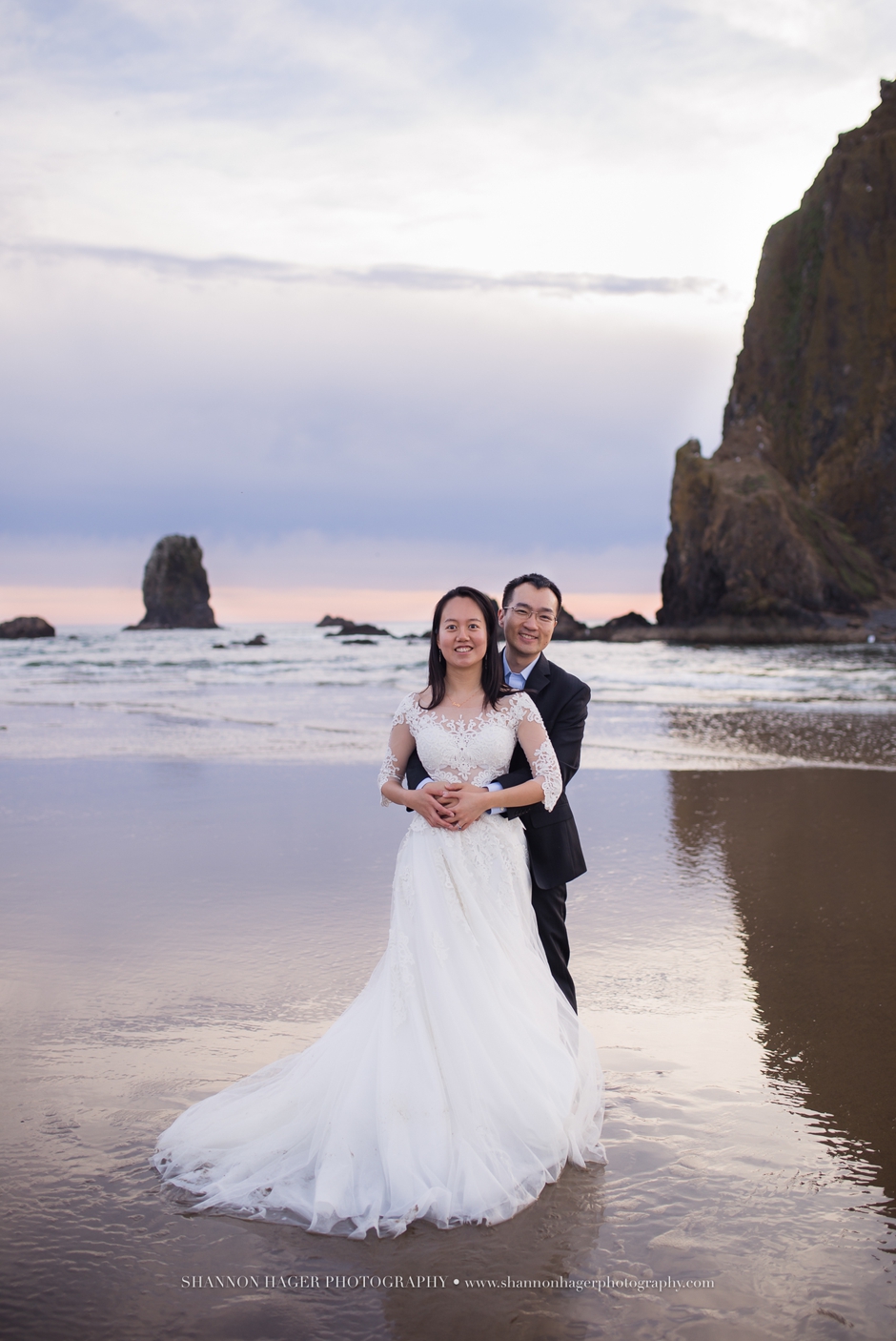 oregon coast wedding photographer, cannon beach elopement, shannon hager photographer, oregon destination elopement