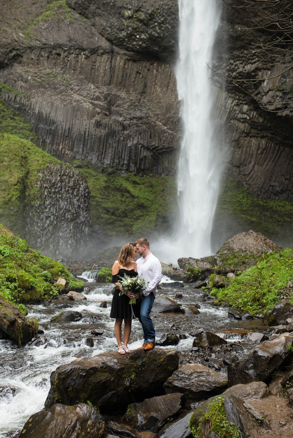 latourell falls engagement session, portland wedding photographer, waterfall photos, oregon elopement, shannon hager photography