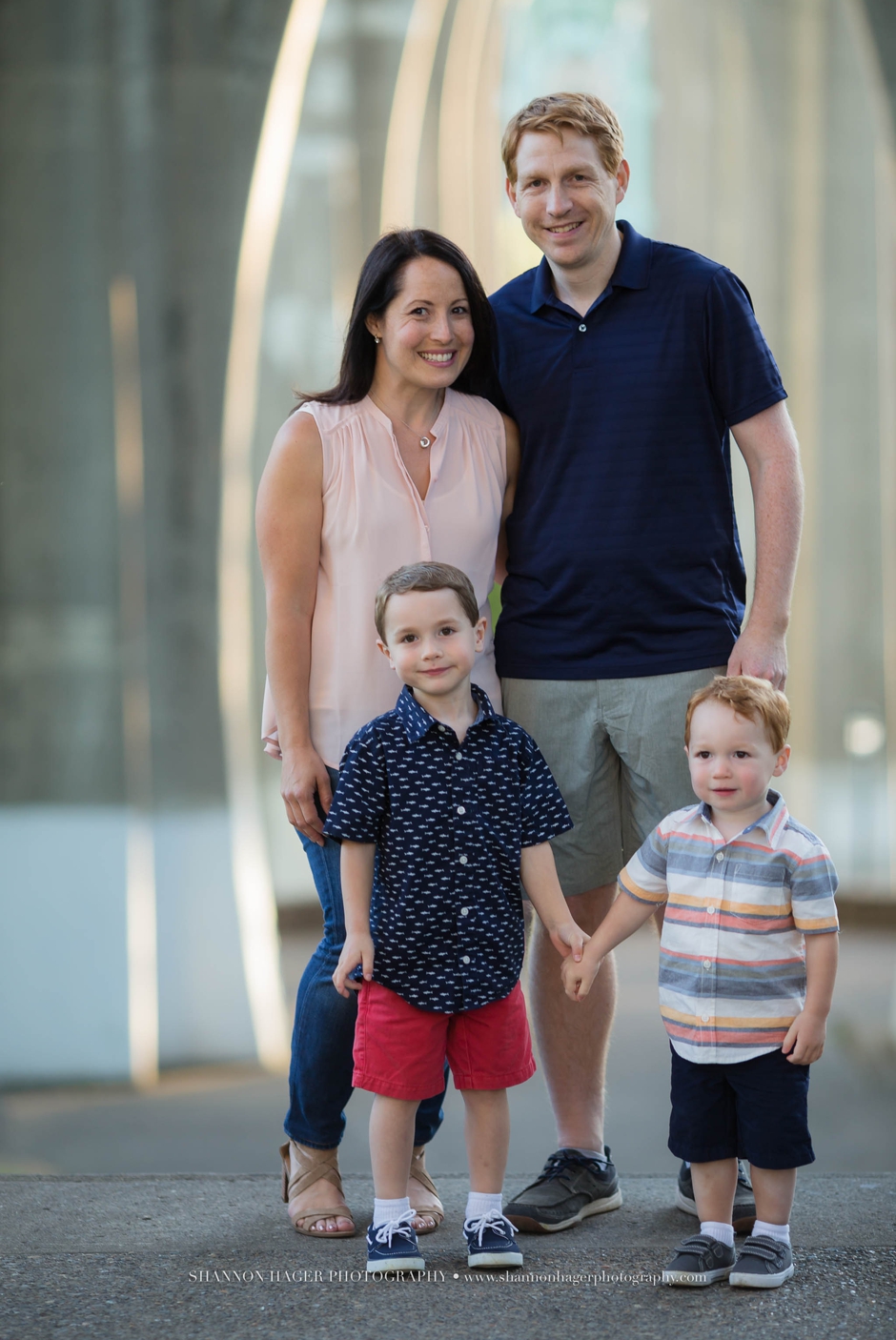 portland family photographer, family portraits portland oregon, cathedral park photo session, shannon hager photography