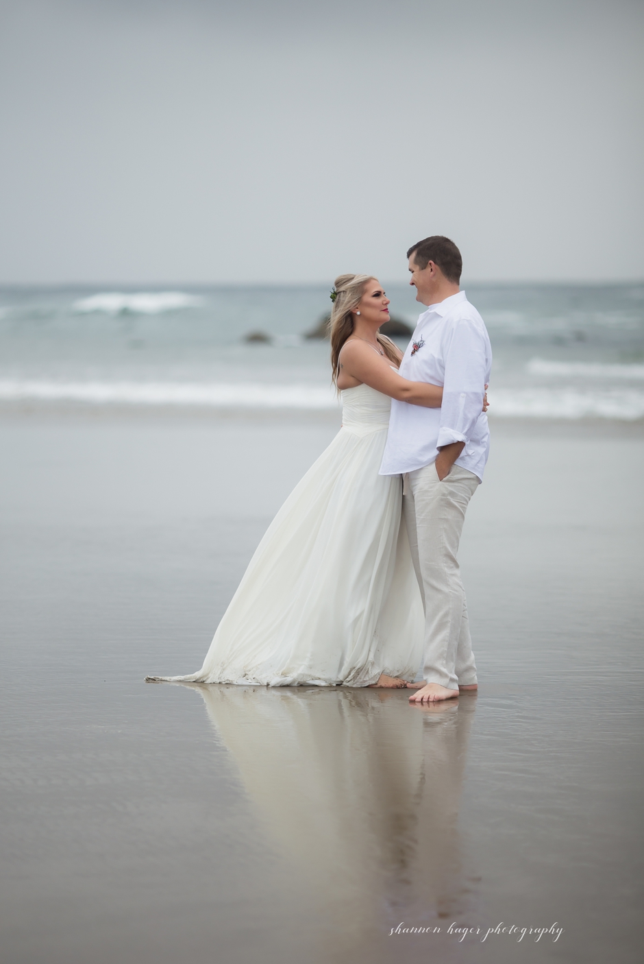 oregon coast destination elopement, beach wedding cannon beach, shannon hager photography