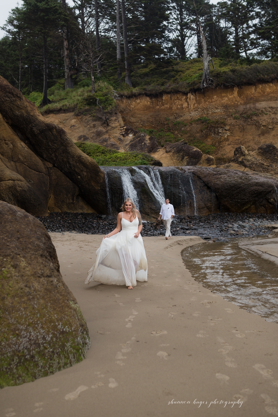 oregon beach elopement