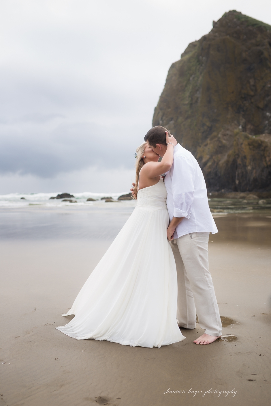 oregon beach elopement