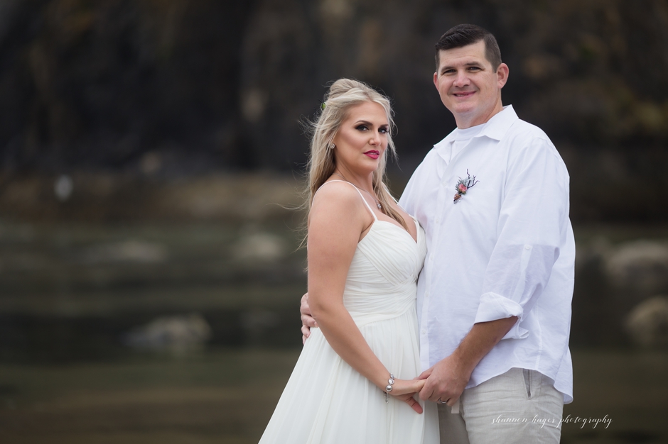 oregon coast destination elopement, beach wedding cannon beach, shannon hager photography