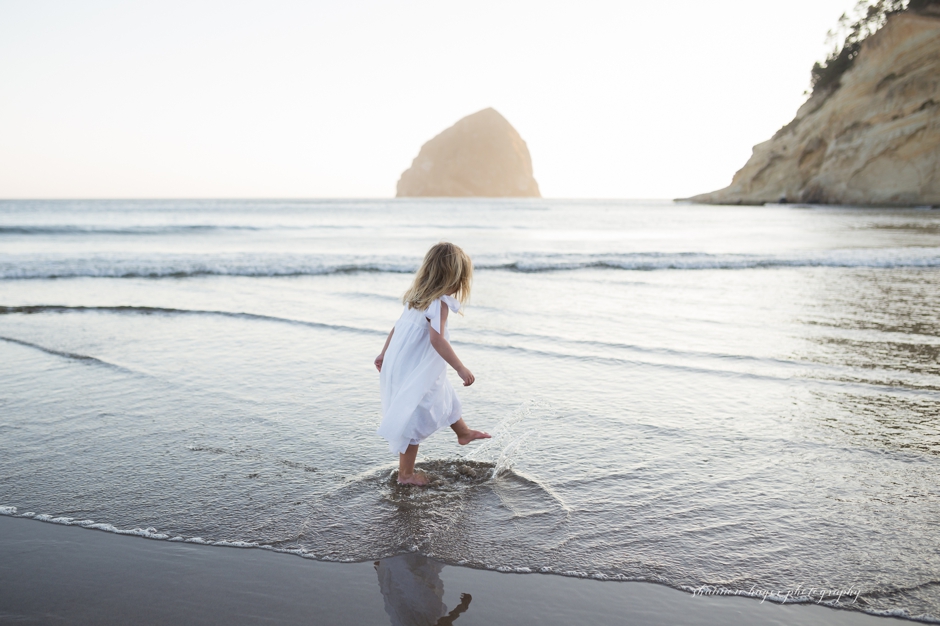 Oregon Coast Family Photographer, Cape Kiwanda Family Session, Pacific City Photographer, Shannon Hager Photography