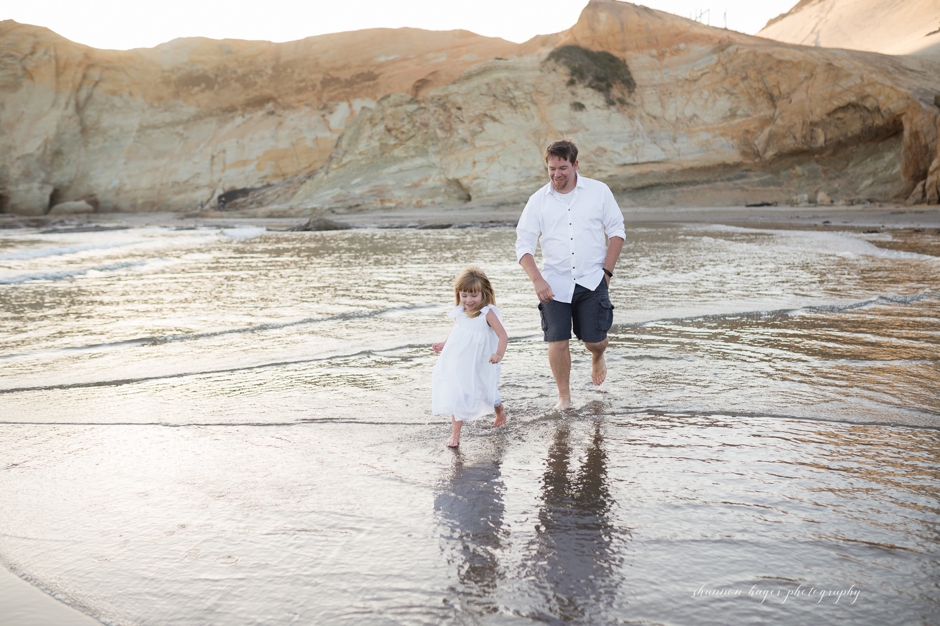 Oregon Coast Family Photographer, Cape Kiwanda Family Session, Pacific City Photographer, Shannon Hager Photography