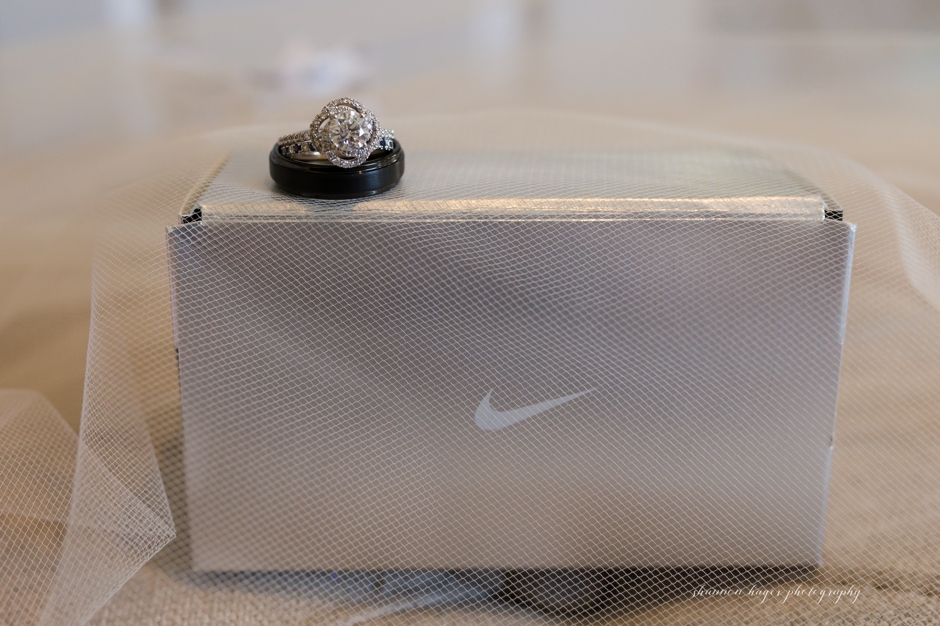nike ring box, portland wedding photographer, shannon hager photography