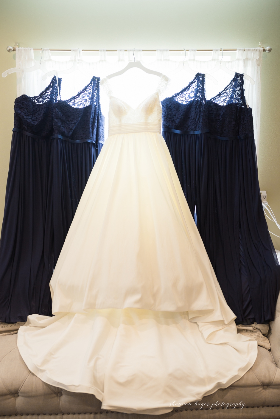 bride getting ready, water oasis, portland wedding photographer, shannon hager photography