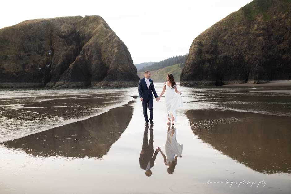 cannon beach elopement, oregon coast elopement photographer, oregon coast wedding, shannon hager photography