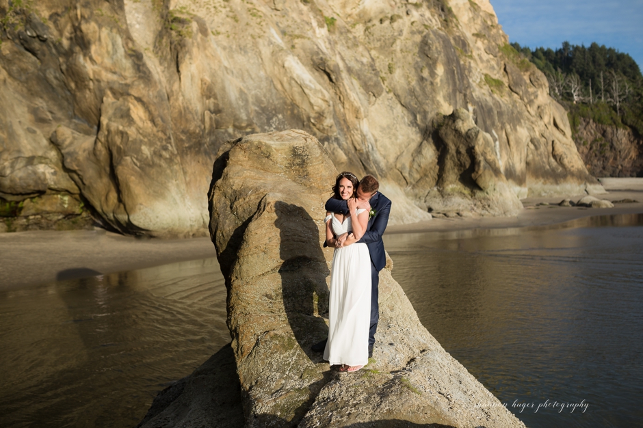cannon beach elopement, oregon coast elopement photographer, oregon coast wedding, shannon hager photography