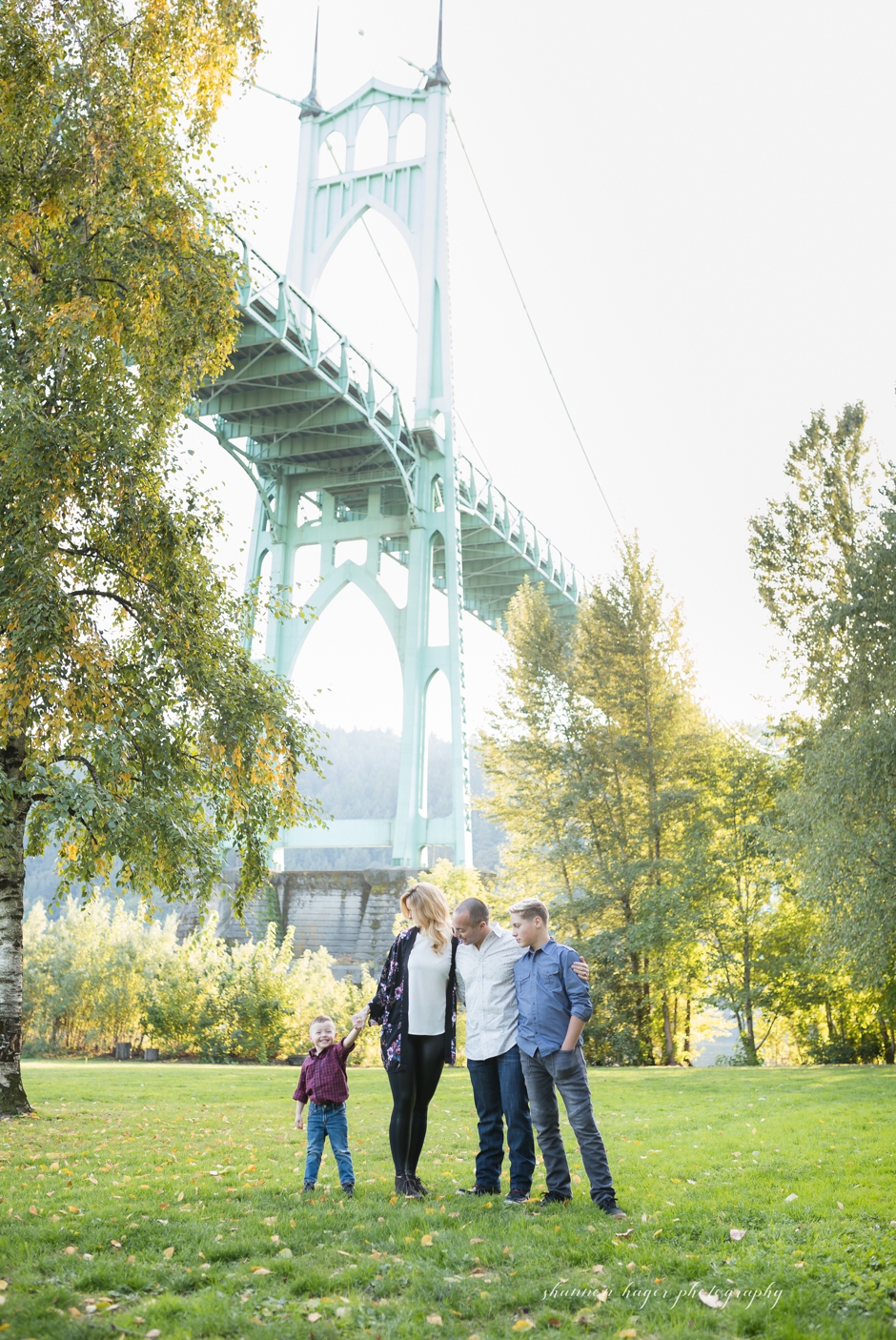 cathedral park portland fall family session, portland family photographer, shannon hager photography