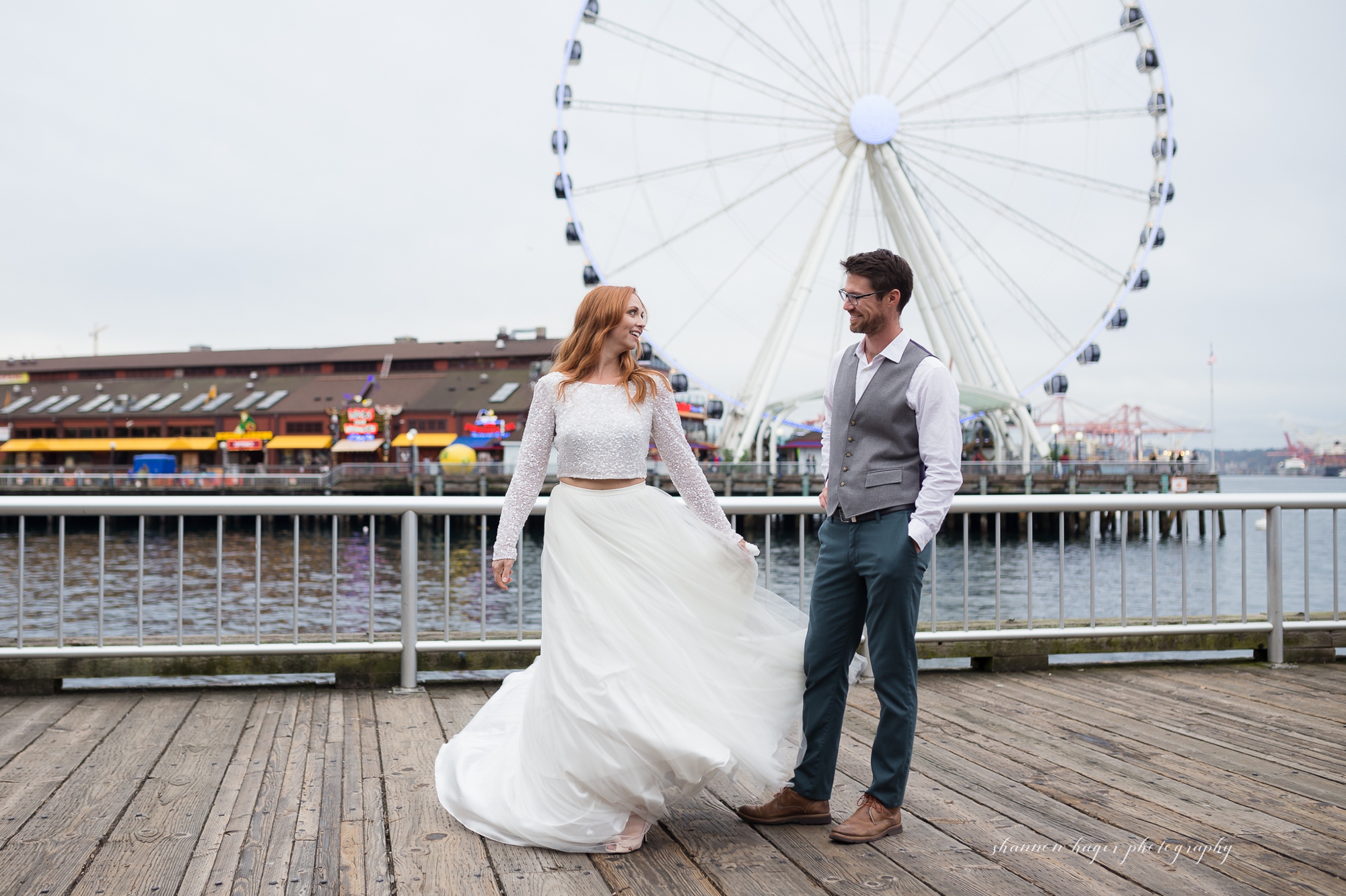 city engagement session, portland engagement photographer, urban engagement, portland wedding photographer