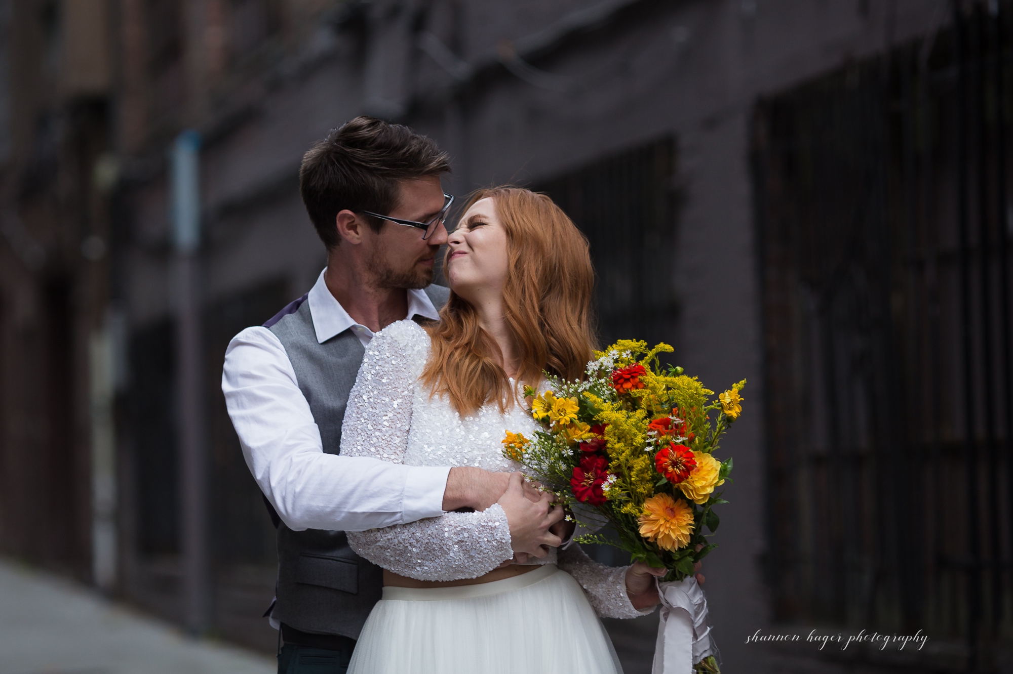 city engagement session, portland engagement photographer, urban engagement, portland wedding photographer