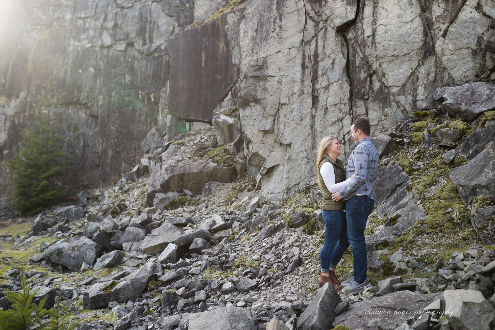 columbia gorge engagement session, portland engagement photos, portland wedding photographer, government cove, oregon coast photographer