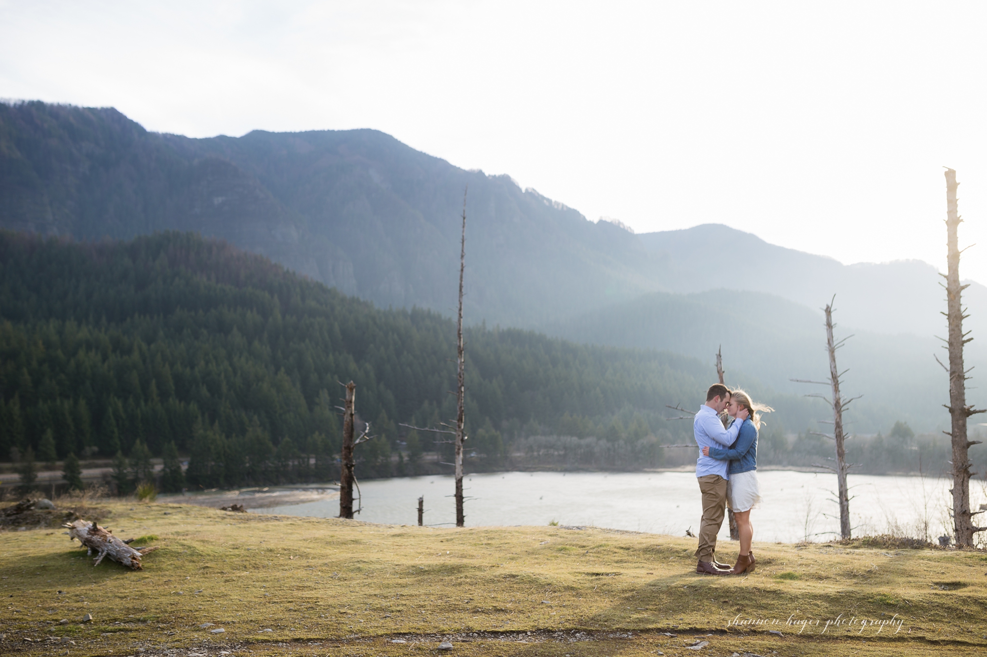 columbia gorge engagement session, portland engagement photos, portland wedding photographer, government cove, oregon coast photographer