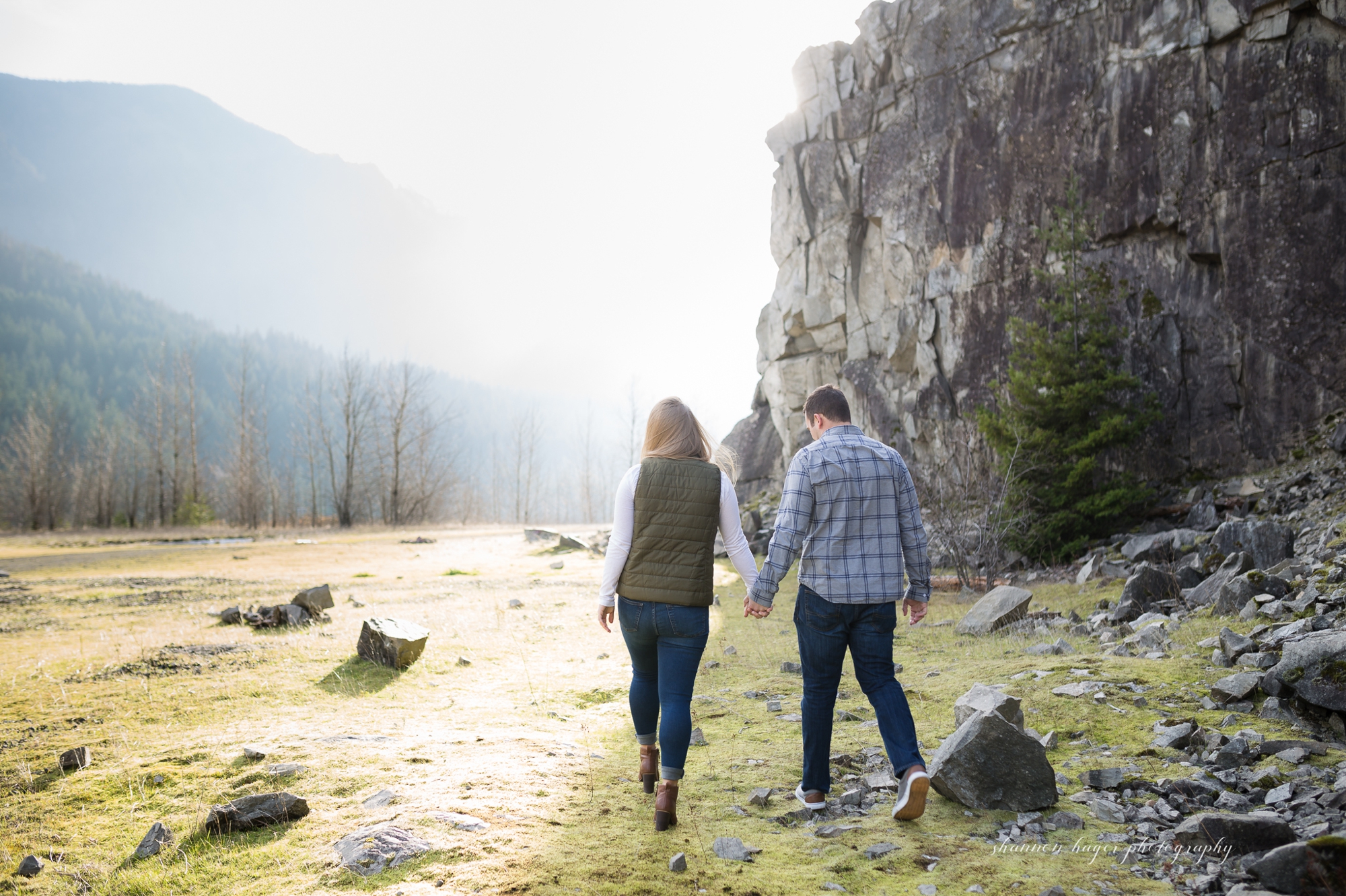 columbia gorge engagement session, portland engagement photos, portland wedding photographer, government cove, oregon coast photographer