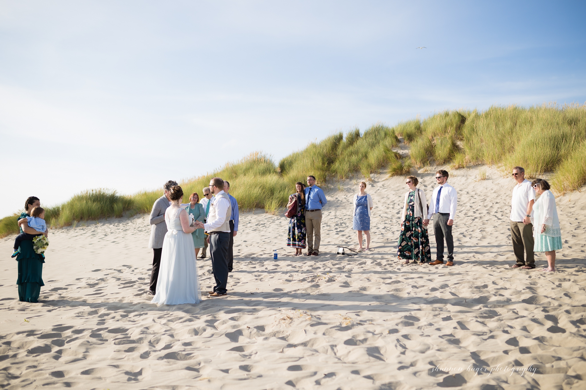 oregon coast elopement photographer, cannon beach wedding photographer, oregon elopements on the beach