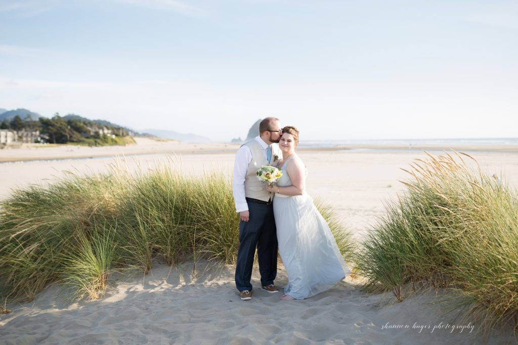 oregon coast elopement photographer, cannon beach wedding photographer, oregon elopements on the beach