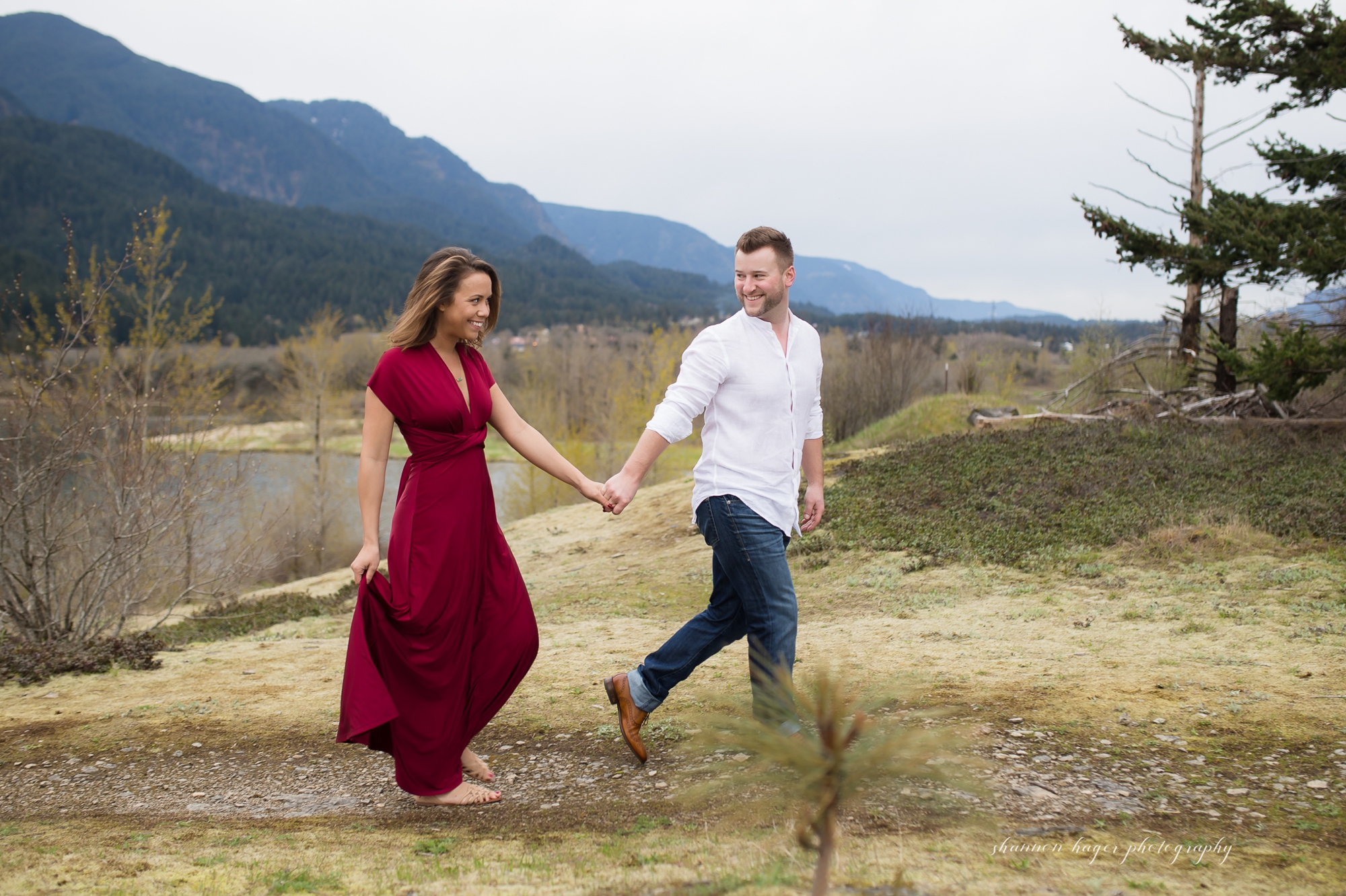 portland engagement photographer, columbia gorge government engagement session, shannon hager photography