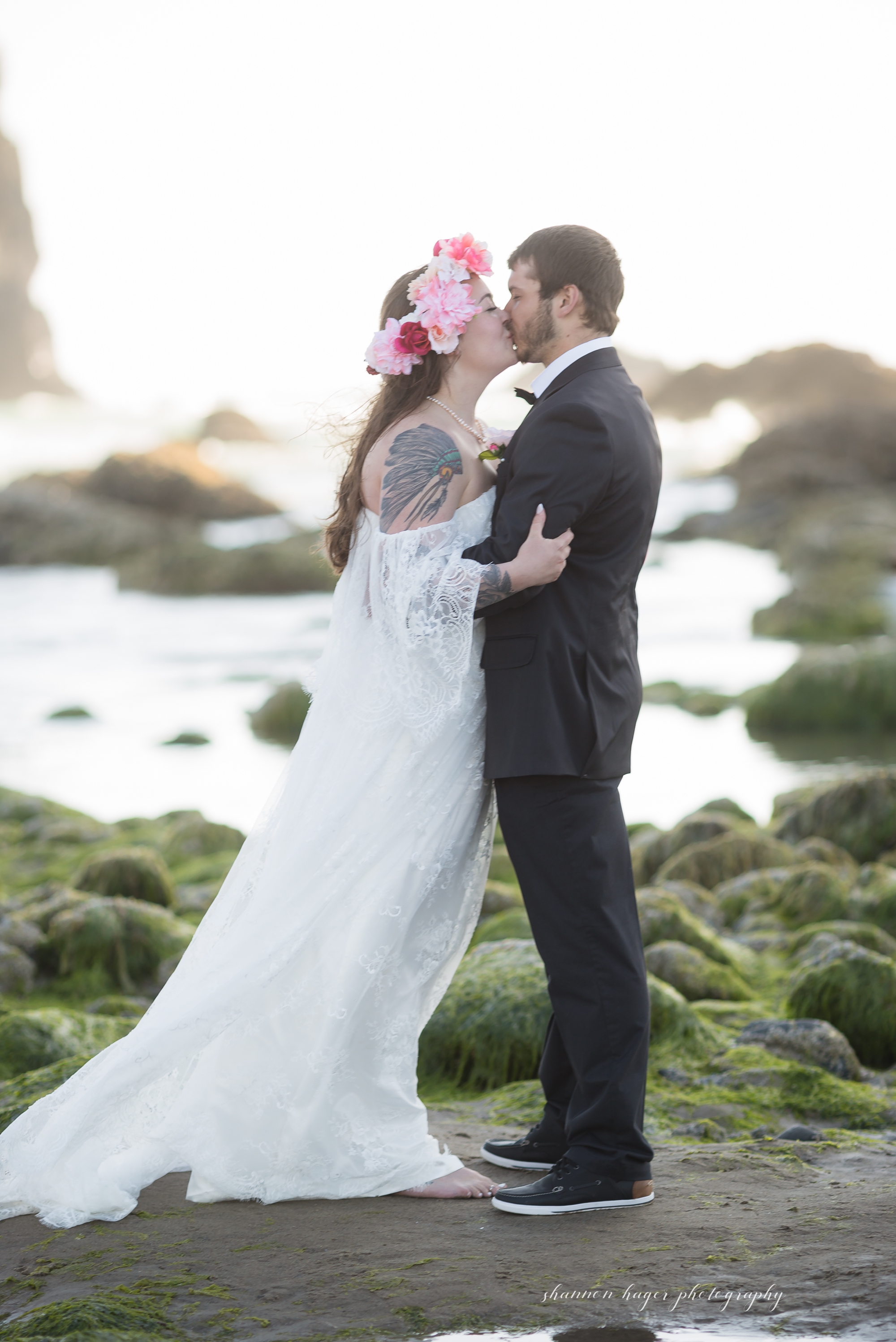 cannon beach elopement wedding, oregon coast destination elopement, oregon coast wedding photographer