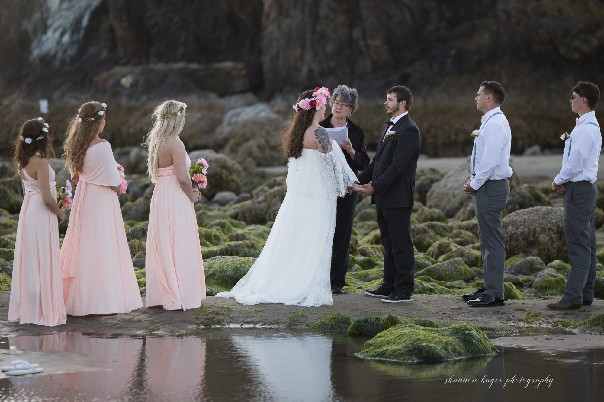 cannon beach elopement wedding, oregon coast destination elopement, oregon coast wedding photographer