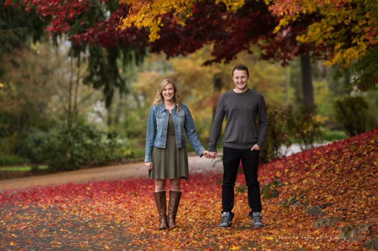portland engagement photographer, fall engagement session, portland wedding photographer, jenkins estate wedding