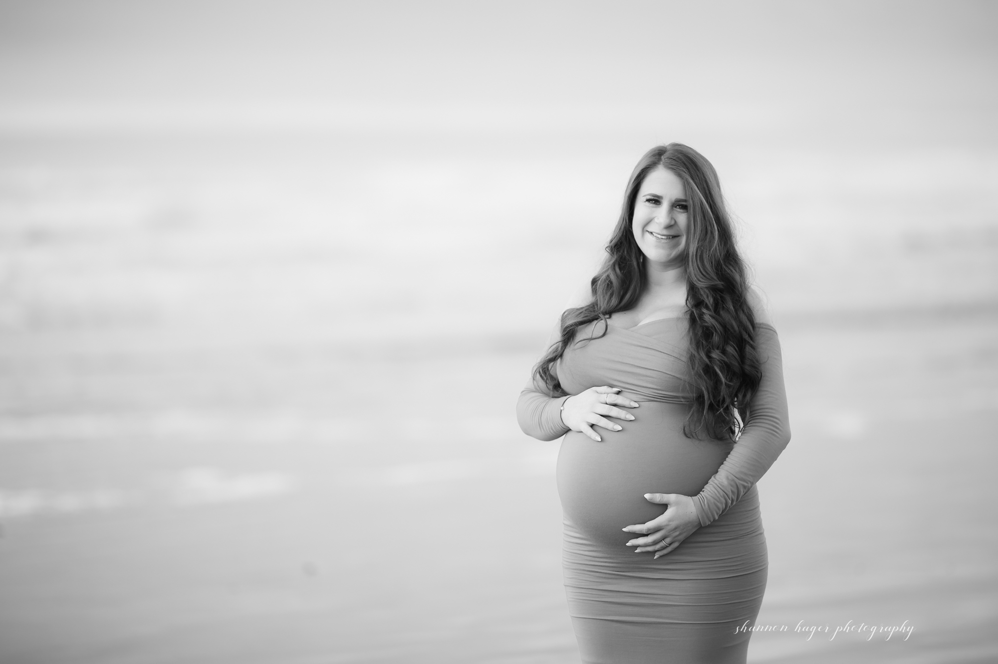 cannon beach maternity session, oregon coast photographer, maternity photography oregon
