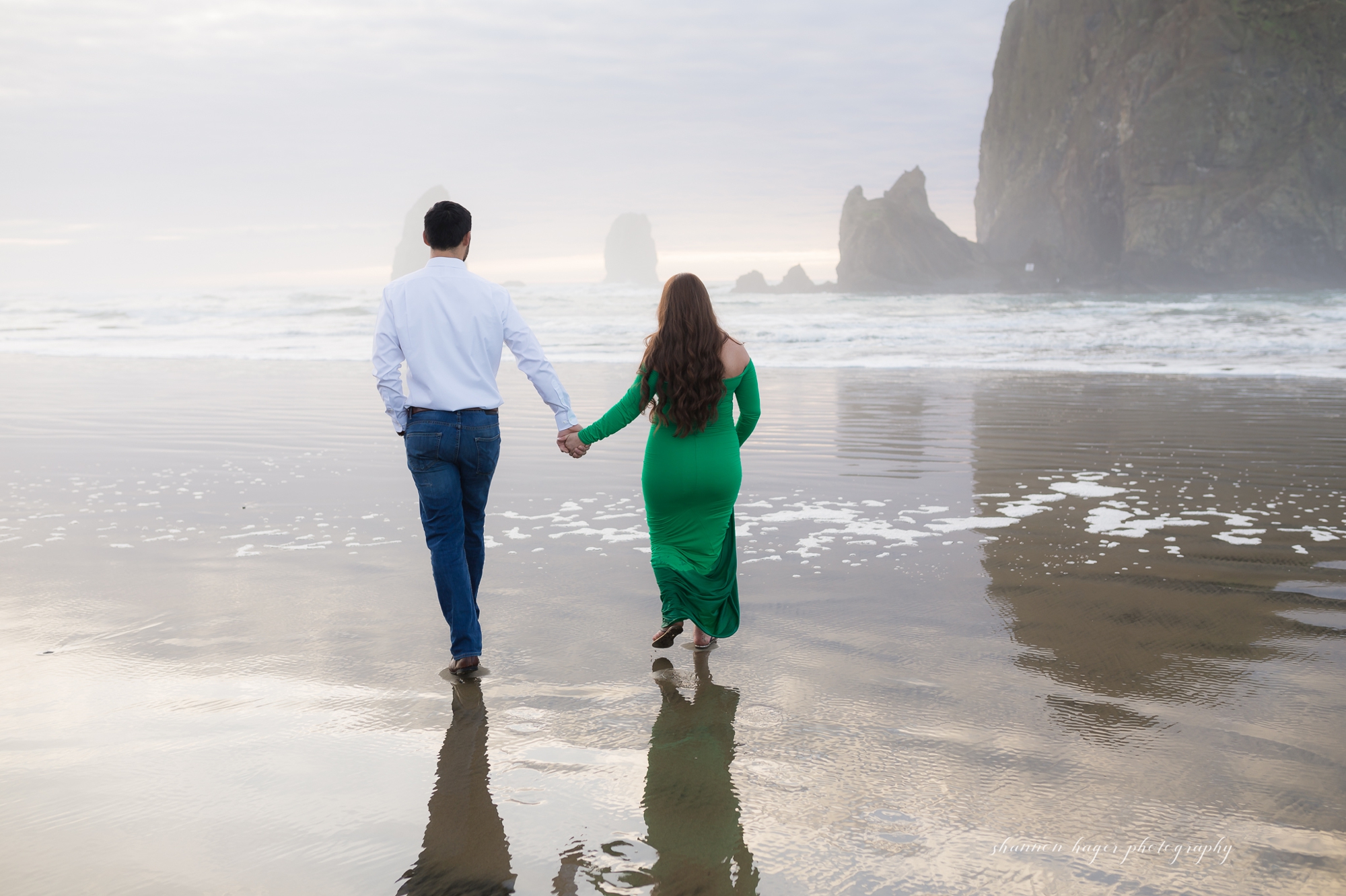 cannon beach maternity session, oregon coast photographer, maternity photography oregon