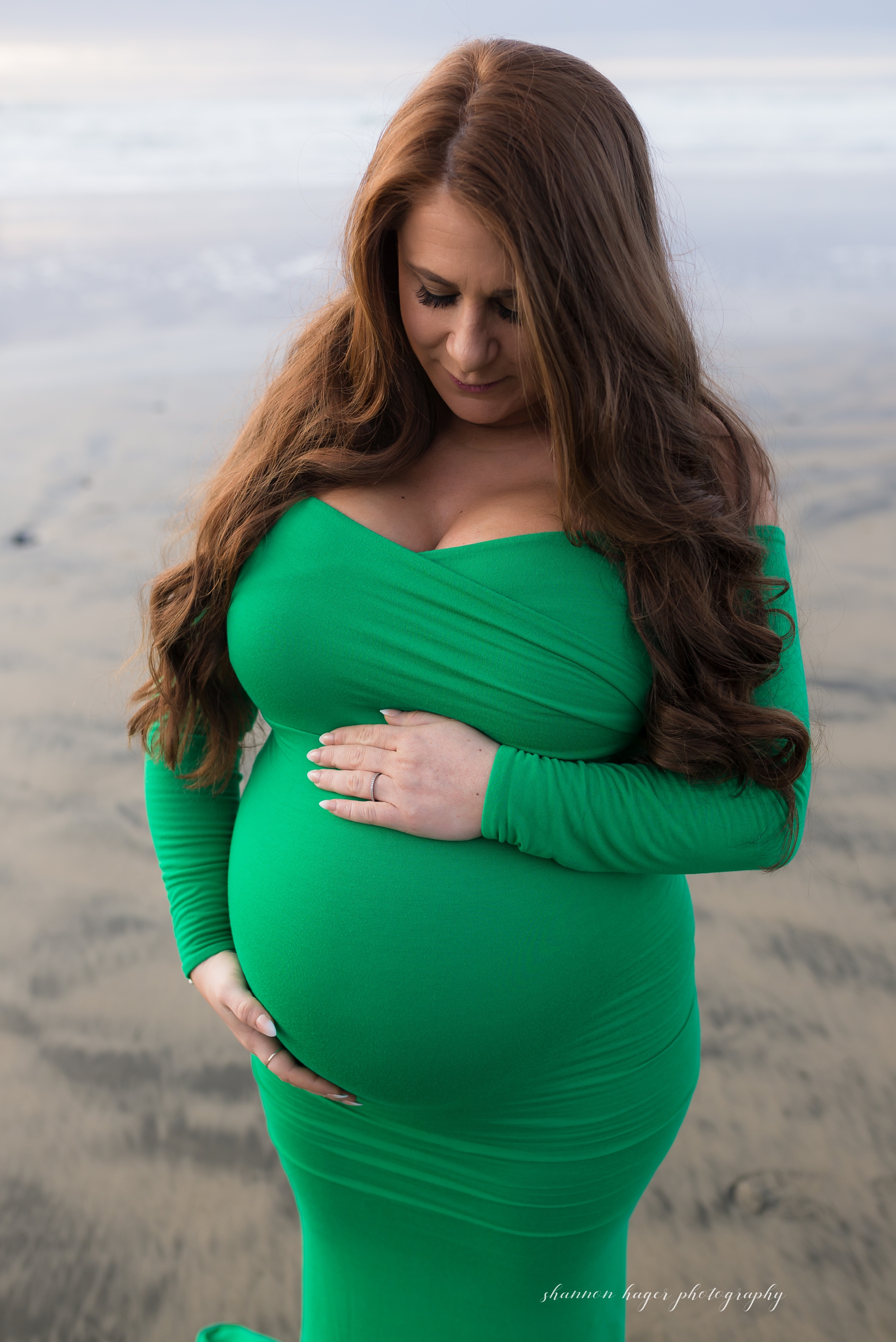 cannon beach maternity session, oregon coast photographer, maternity photography oregon