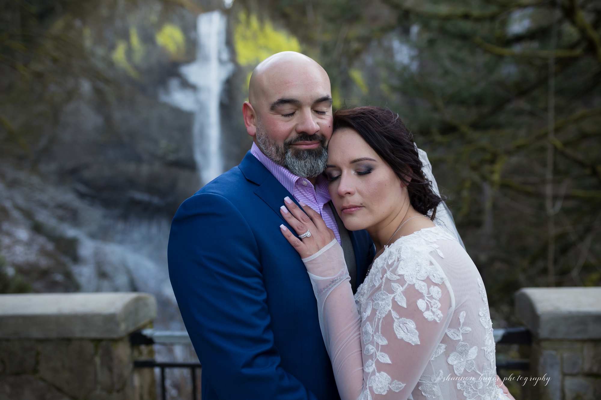 latourell falls oregon elopement photographer, where to elope in oregon, portland elopement photographer