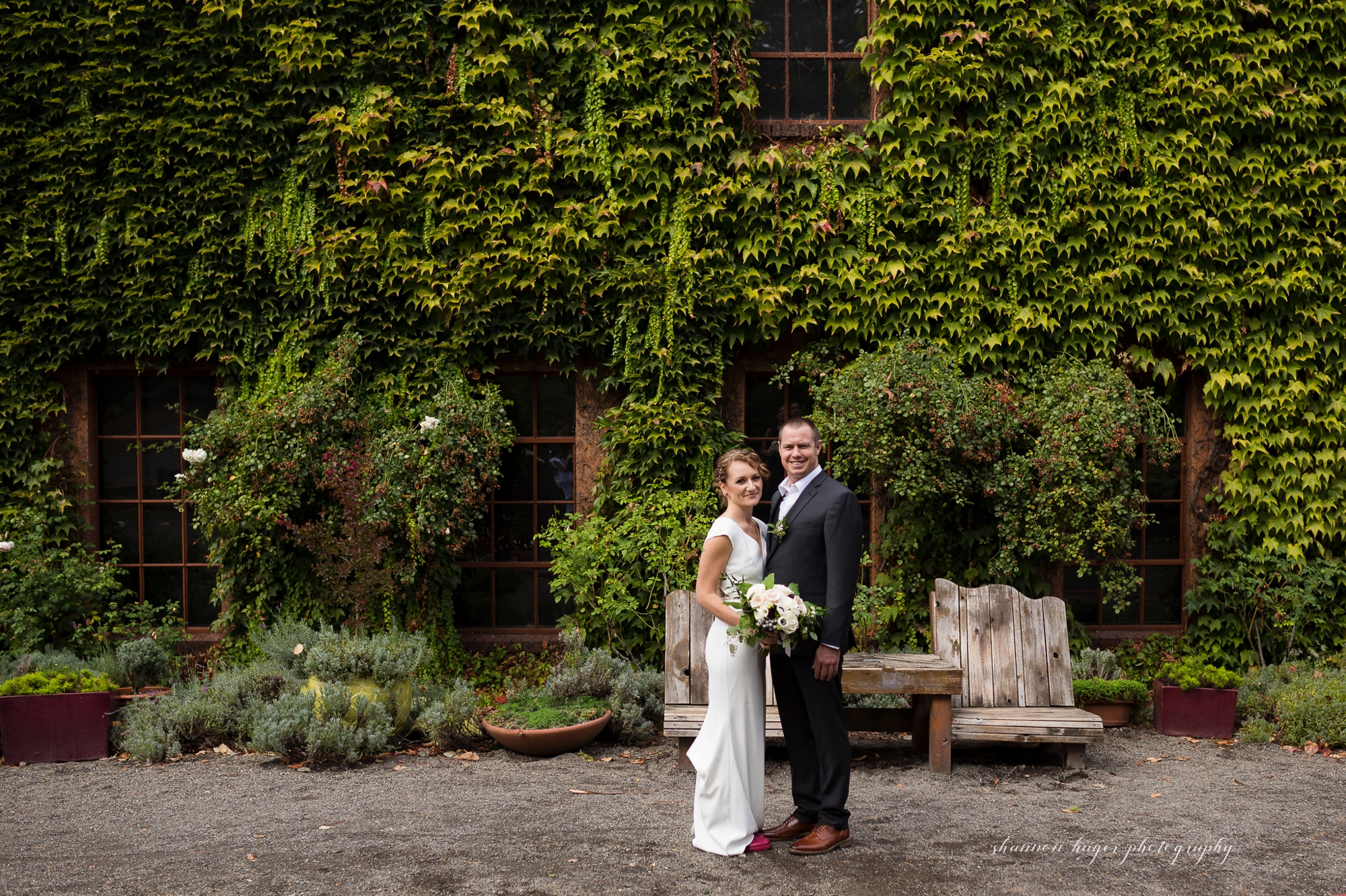 fall mcmenamin edgefield wedding, portland wedding photographer, fall wedding photography oregon, shannon hager photography