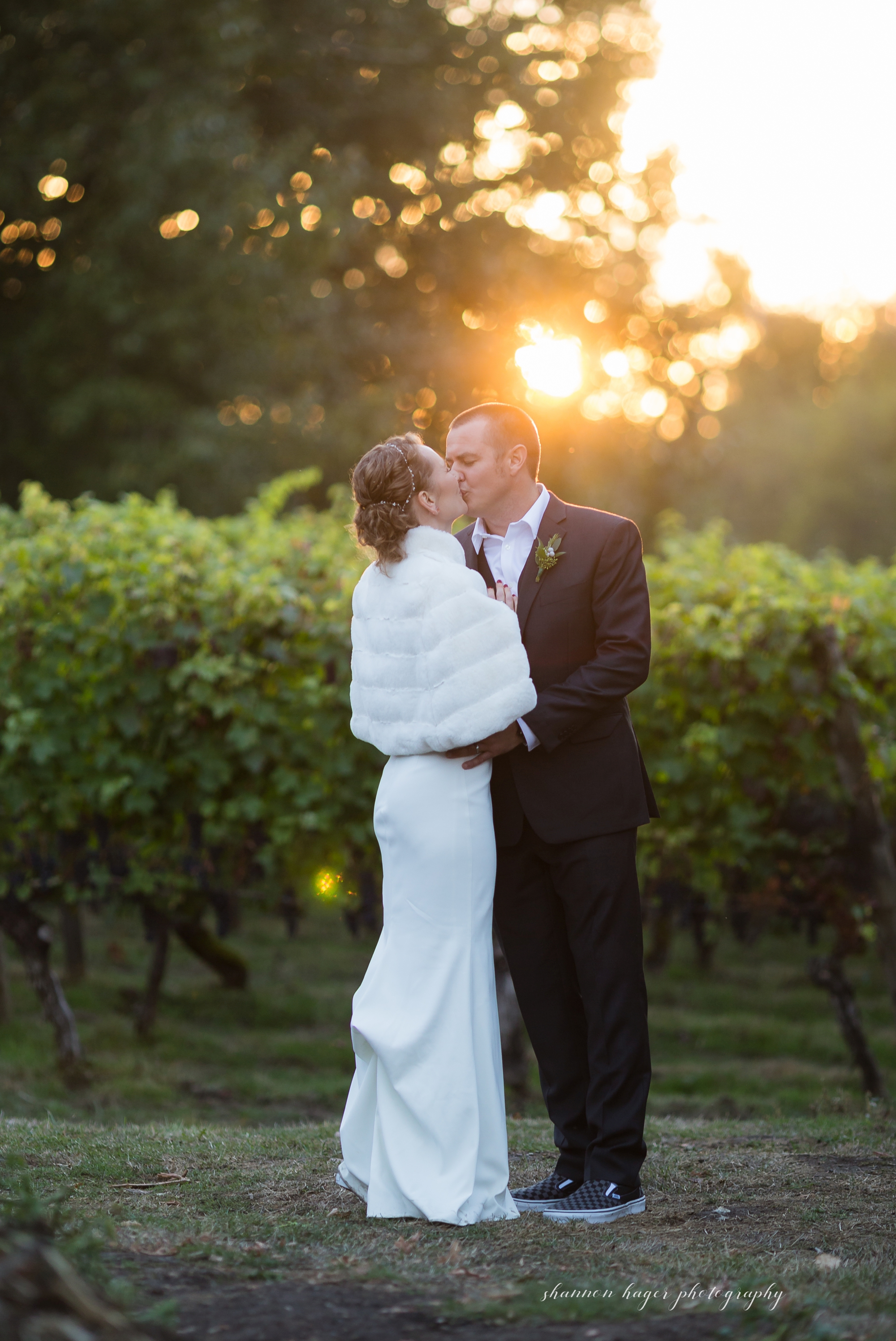 fall mcmenamin edgefield wedding, portland wedding photographer, fall wedding photography oregon, shannon hager photography