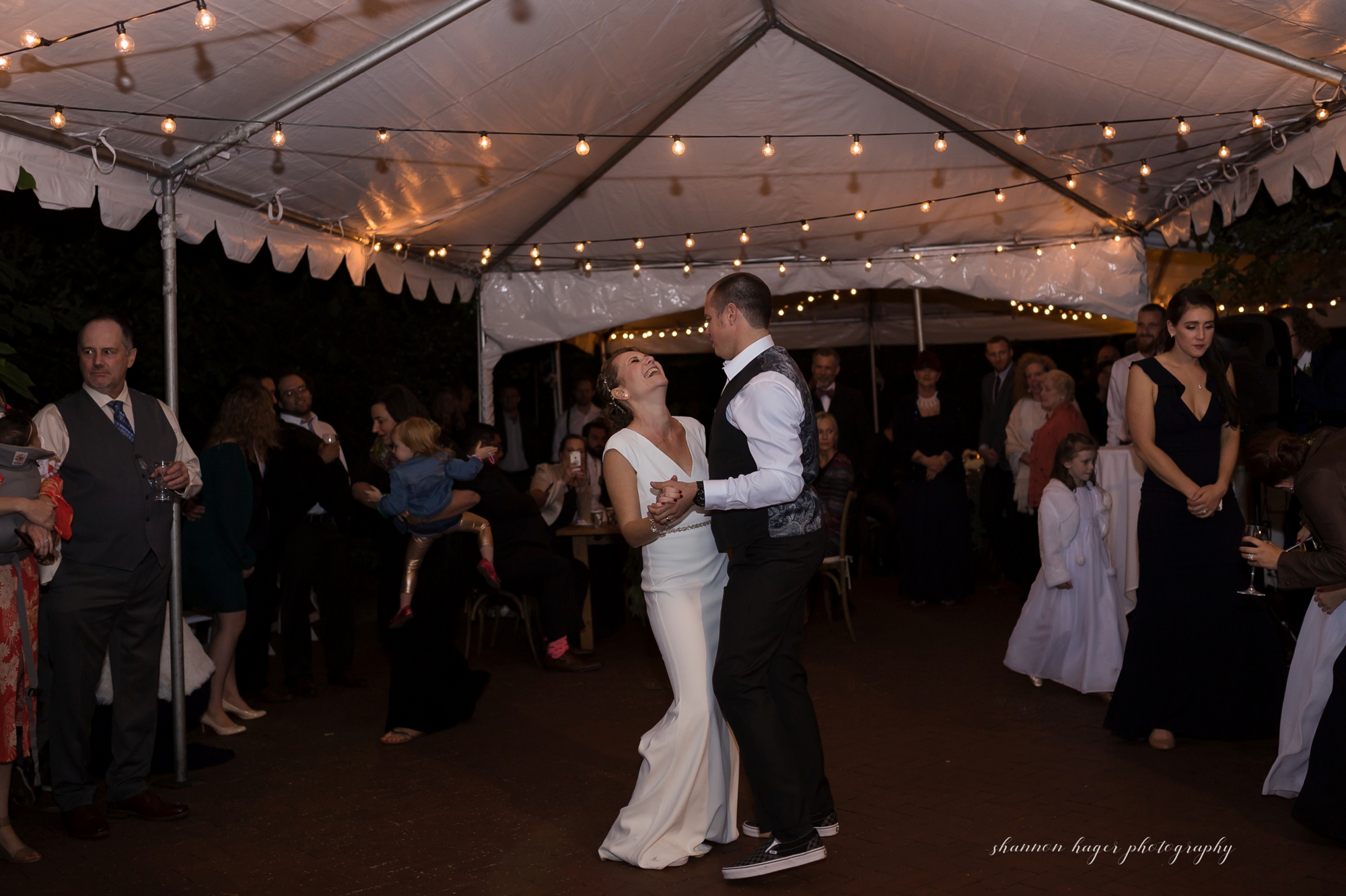 fall mcmenamin edgefield wedding, portland wedding photographer, fall wedding photography oregon, shannon hager photography